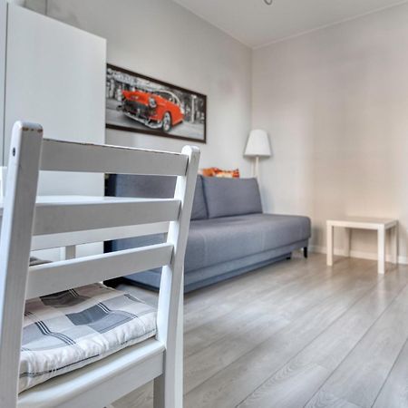 Airport Residence Green Warschau Exterior foto